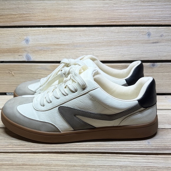 DV by DOLCE VITA Voyage Sneakers Grey Multi Size 9.5 - Picture 3 of 10